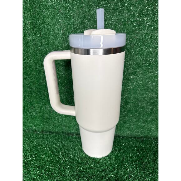 STANLEY The Quencher H2.0 FlowState Tumbler 30 OZ - Rose Quartz - Picture 3 of 8